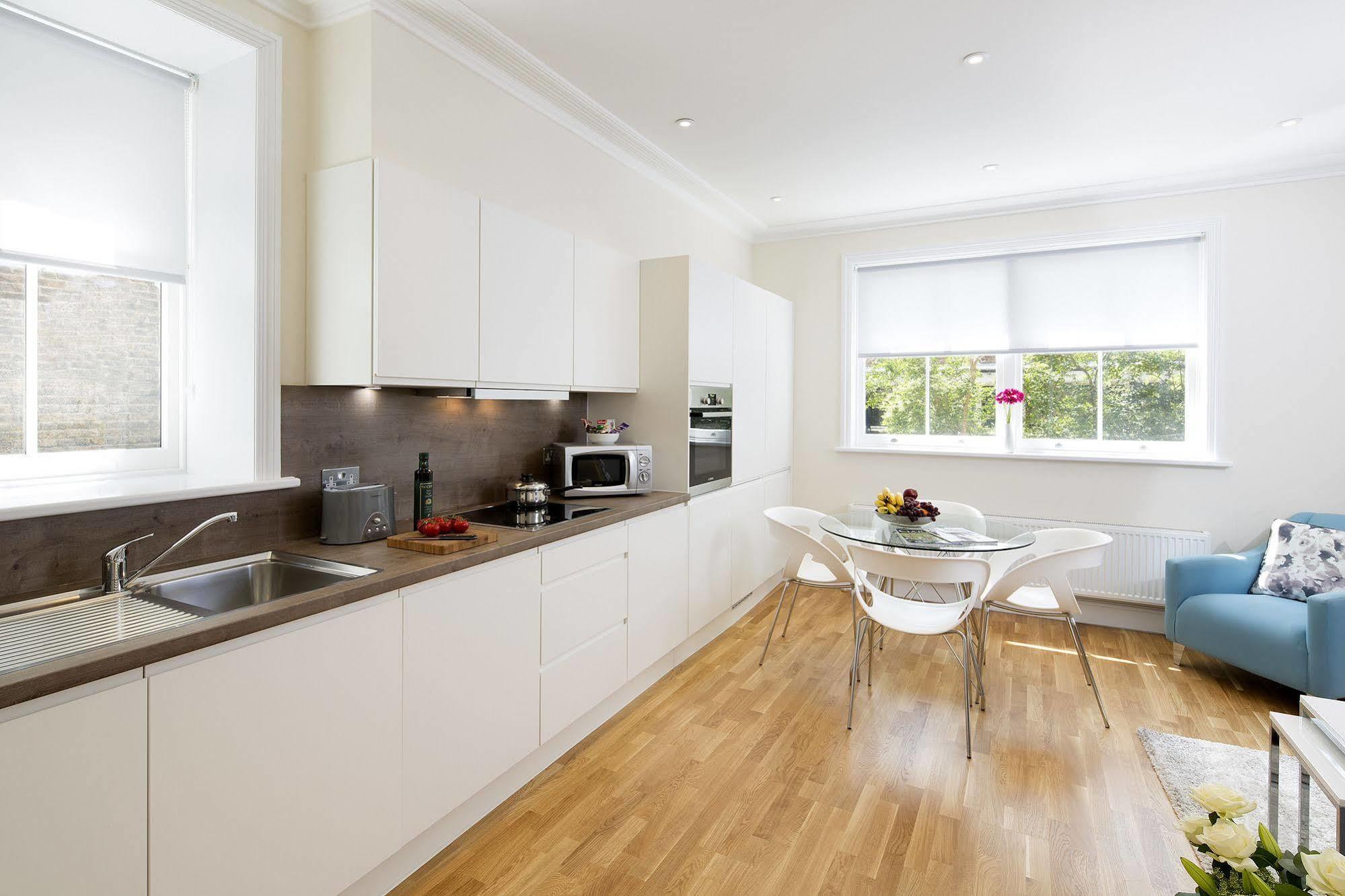 Hammersmith One Лондон Экстерьер фото